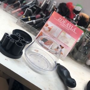 Cleaning brushes tool